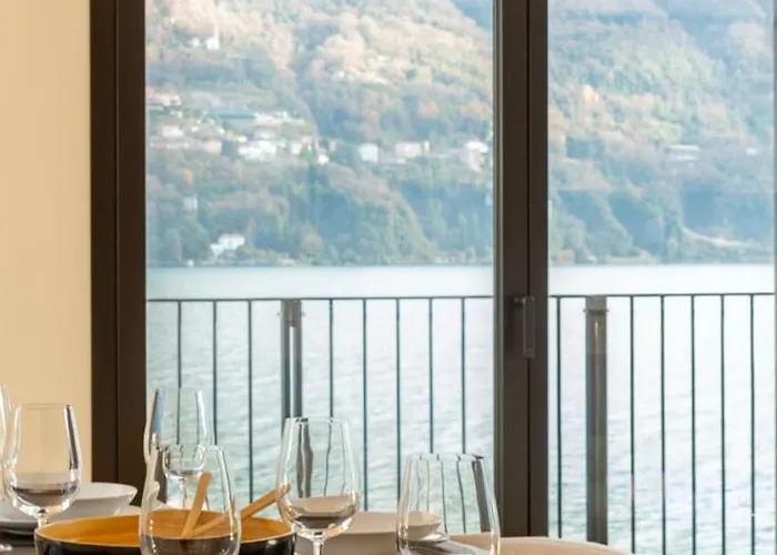 Sull'acqua - Lakefront Laglio