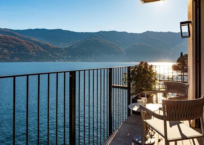 Sull'acqua - Lakefront