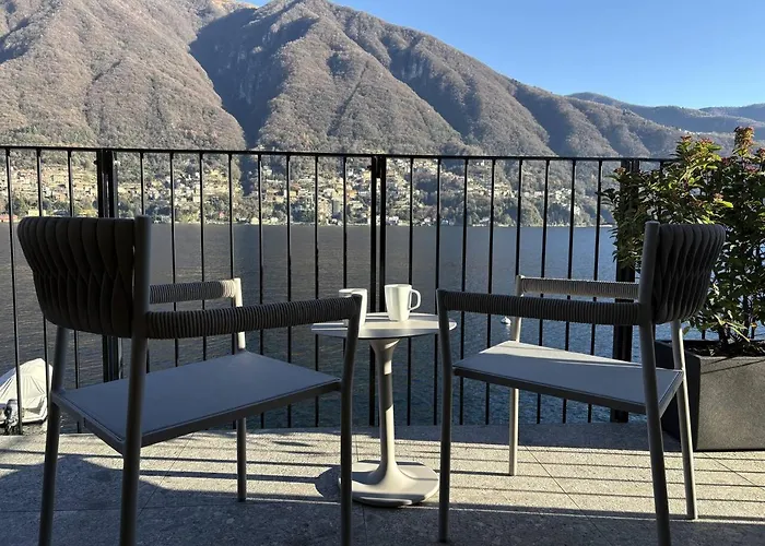Sull'acqua - Lakefront Apartamento Laglio