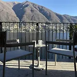 Sull'acqua - Lakefront Apartment Laglio