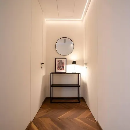Sull'acqua - Lakefront Apartment *
